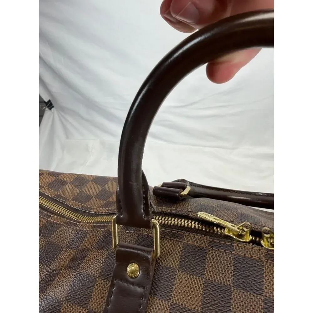 Louis Vuitton please see